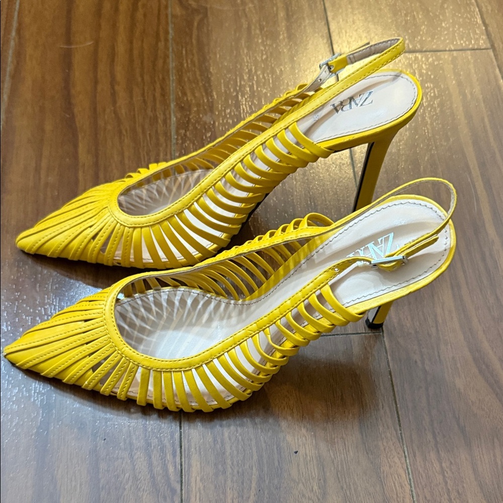 Zara Mustard Strappy Heels - Picture 3 of 5
